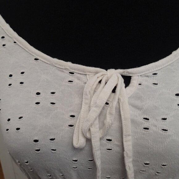 Arizona Jean Co White Eyelit Size Small Crop Top - Picture 4 of 5